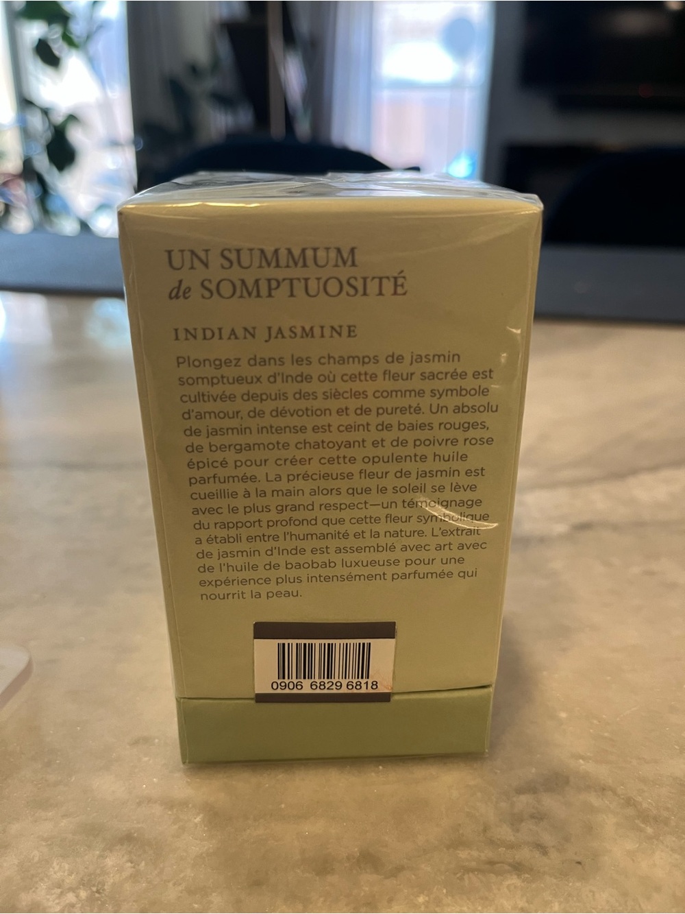 NEST FRAGRANCES Indian Jasmine Perfume Oil - Picture 3 of 4